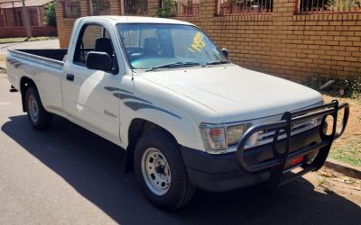 2000 Toyota Hilux 2.4D SC