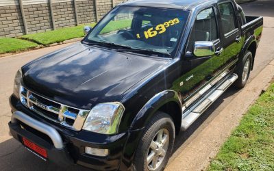 2005 Isuzu KB300 4X4 D/C Manual