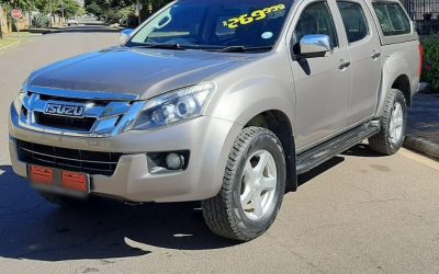 2016 Isuzu KB300 LX D/C
