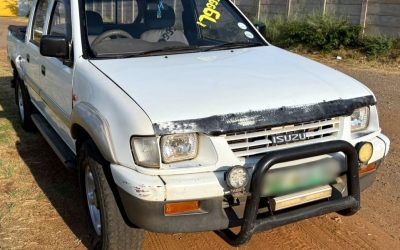 1996 Isuzu KB260  D/C